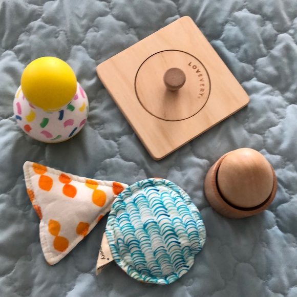 Lovery toys from different boxes - Picture 1 of 1